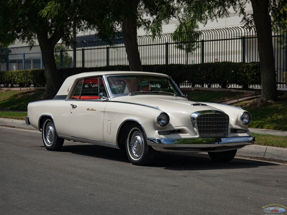 1962 Studebaker Gran Turismo Hawk