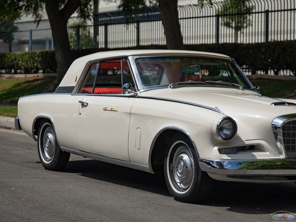 1962 Studebaker Gran Turismo Hawk