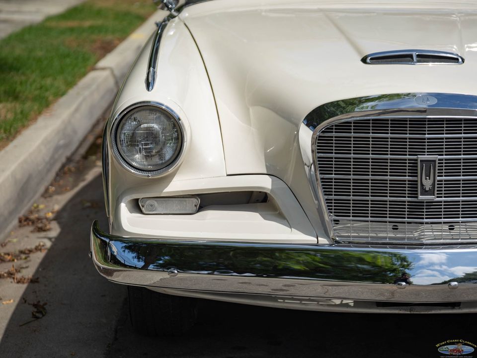 1962 Studebaker Gran Turismo Hawk