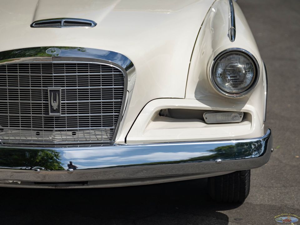 1962 Studebaker Gran Turismo Hawk