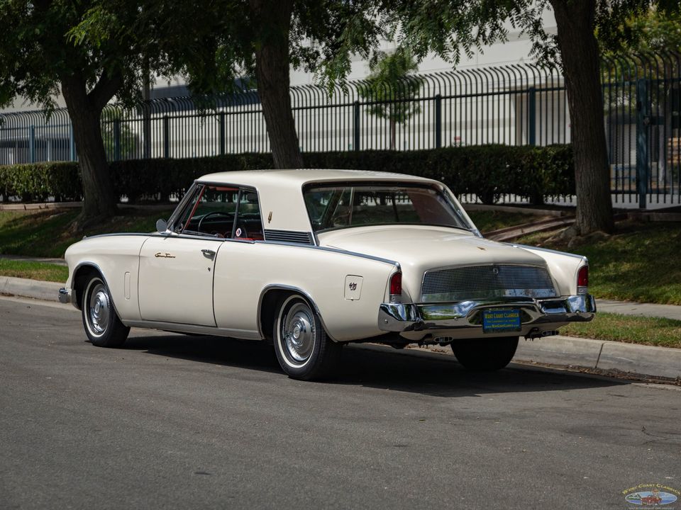 1962 Studebaker Gran Turismo Hawk