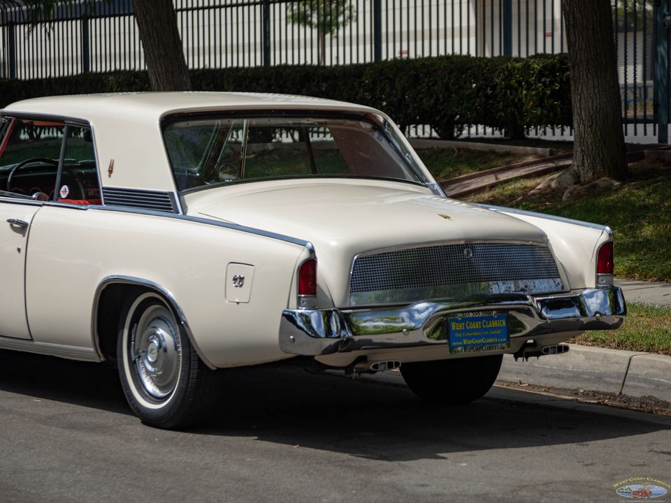 1962 Studebaker Gran Turismo Hawk