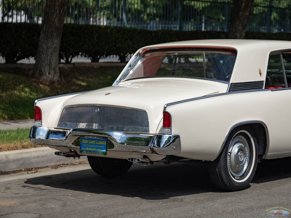 1962 Studebaker Gran Turismo Hawk