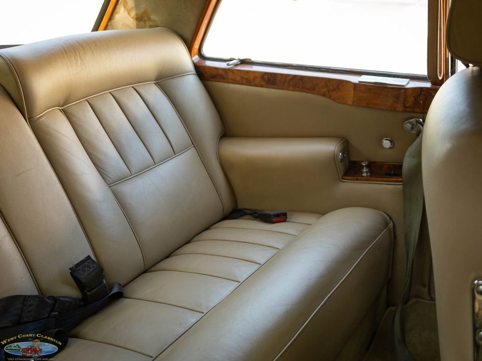 1969 Rolls-Royce Silver Shadow Mulliner Park Ward