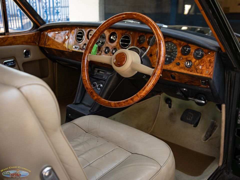 1969 Rolls-Royce Silver Shadow Mulliner Park Ward