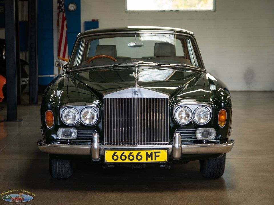 1969 Rolls-Royce Silver Shadow Mulliner Park Ward