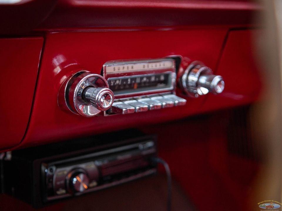 1963 Pontiac Tempest Le Mans Sport Coupe