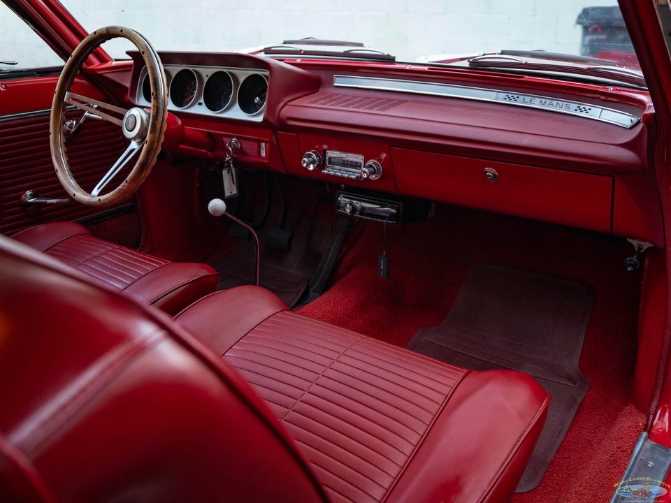 1963 Pontiac Tempest Le Mans Sport Coupe