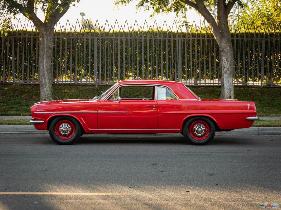 1963 Pontiac Tempest Le Mans Sport Coupe