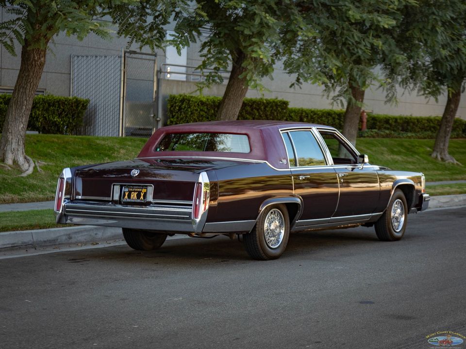 1985 Cadillac Fleetwood Brougham