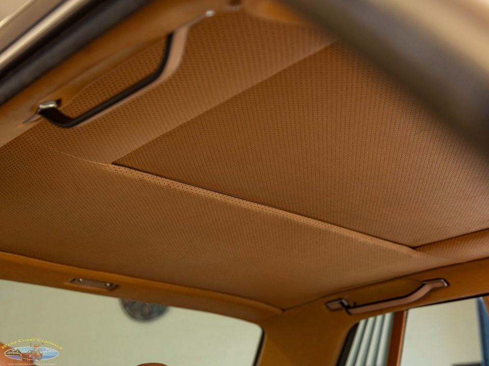1974 Mercedes-Benz 450 SLC