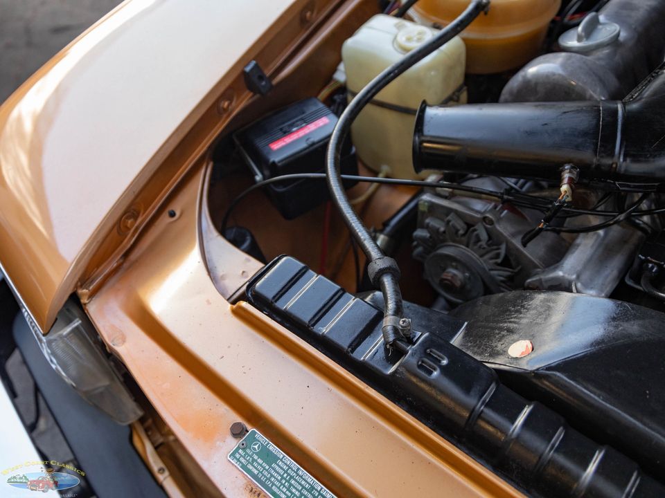 1974 Mercedes-Benz 450 SLC