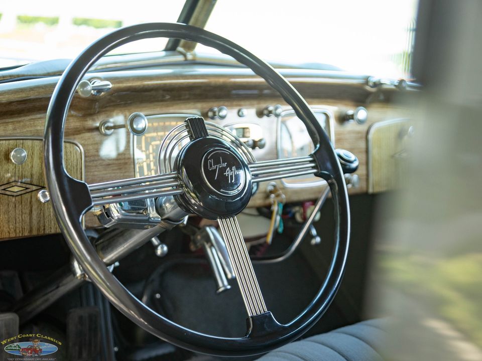 1937 Chrysler Airflow Series C-17
