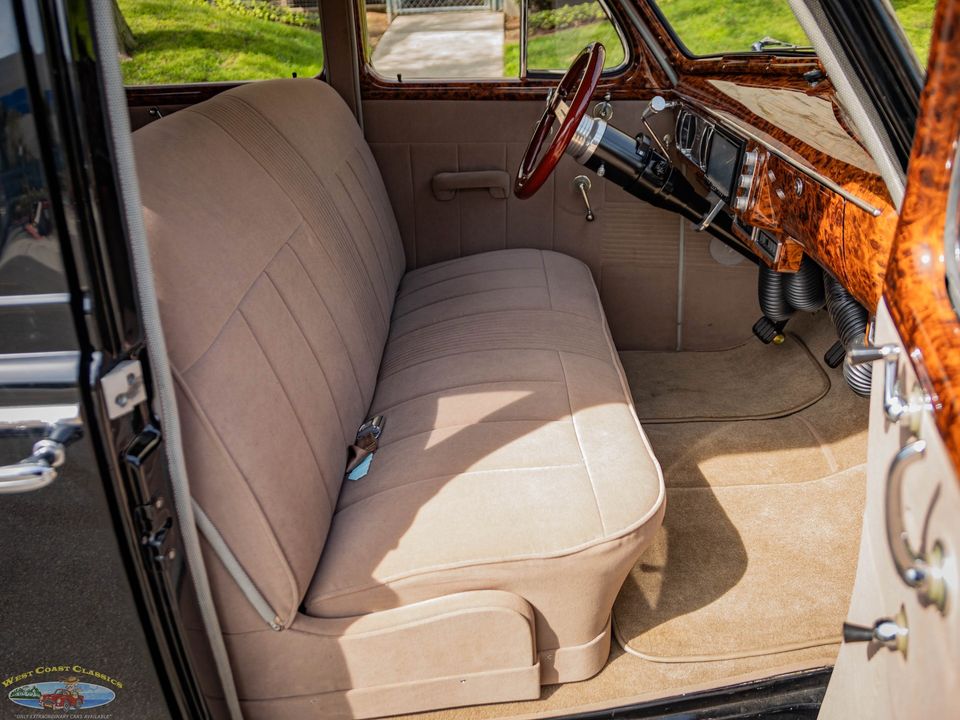 1938 Oldsmobile Custom LS3 V8 Model F38 Touring