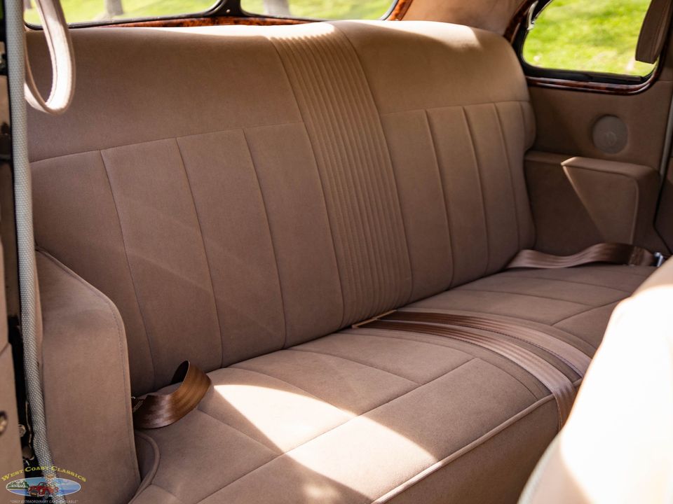 1938 Oldsmobile Custom LS3 V8 Model F38 Touring