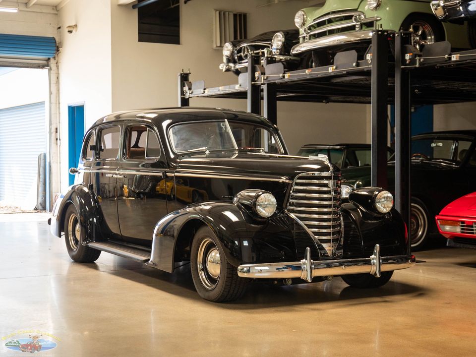 1938 Oldsmobile Custom LS3 V8 Model F38 Touring