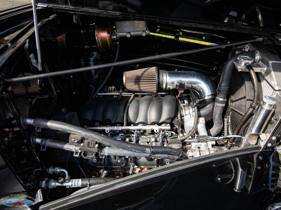 1938 Oldsmobile Custom LS3 V8 Model F38 Touring