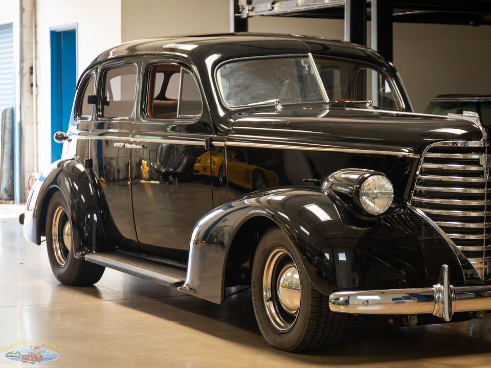 1938 Oldsmobile Custom LS3 V8 Model F38 Touring