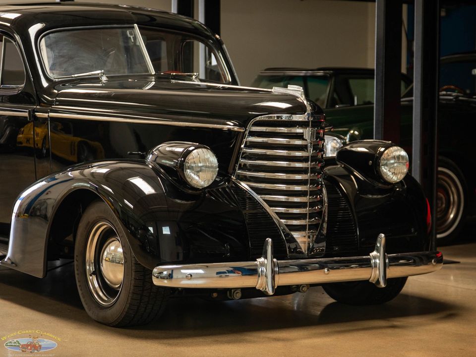 1938 Oldsmobile Custom LS3 V8 Model F38 Touring