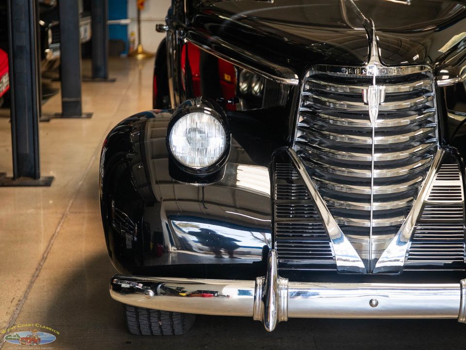1938 Oldsmobile Custom LS3 V8 Model F38 Touring