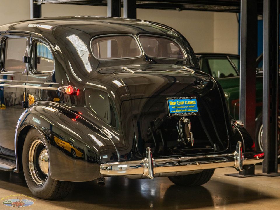 1938 Oldsmobile Custom LS3 V8 Model F38 Touring