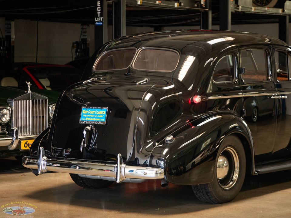 1938 Oldsmobile Custom LS3 V8 Model F38 Touring