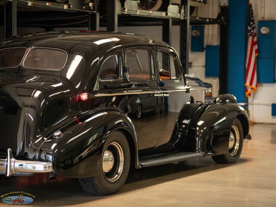 1938 Oldsmobile Custom LS3 V8 Model F38 Touring