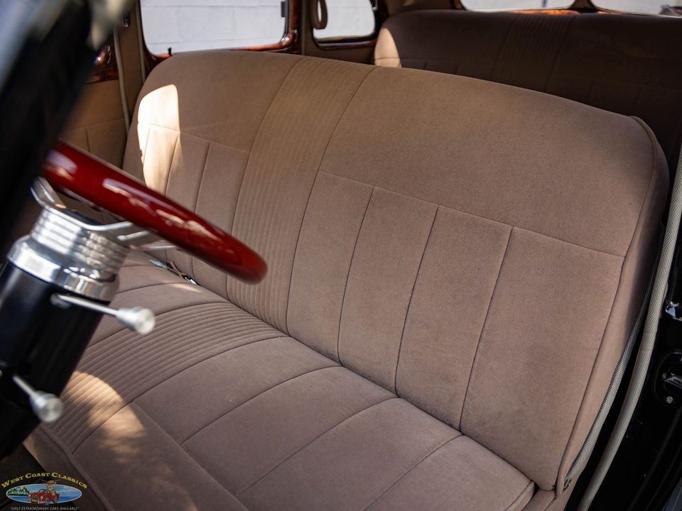 1938 Oldsmobile Custom LS3 V8 Model F38 Touring