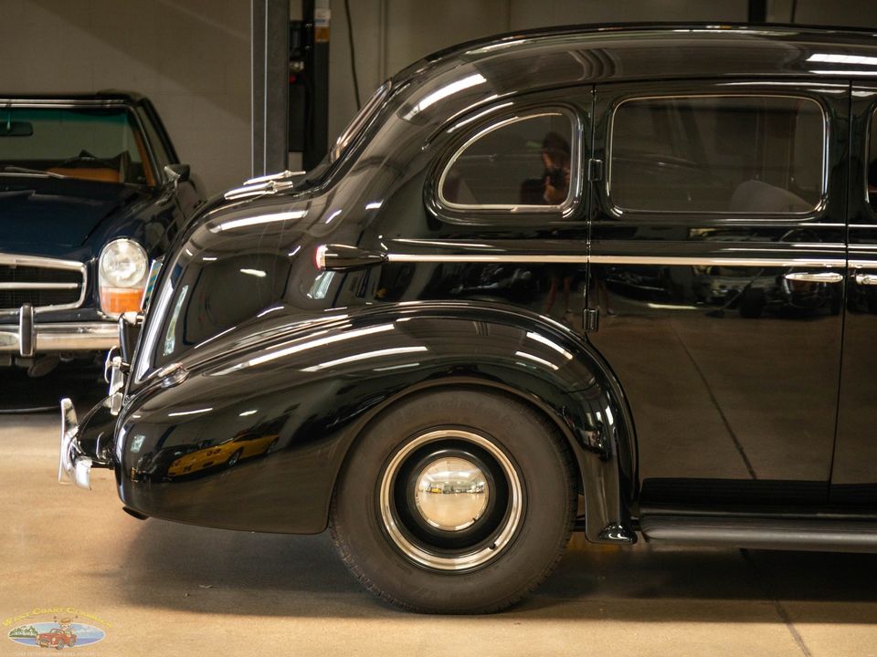 1938 Oldsmobile Custom LS3 V8 Model F38 Touring