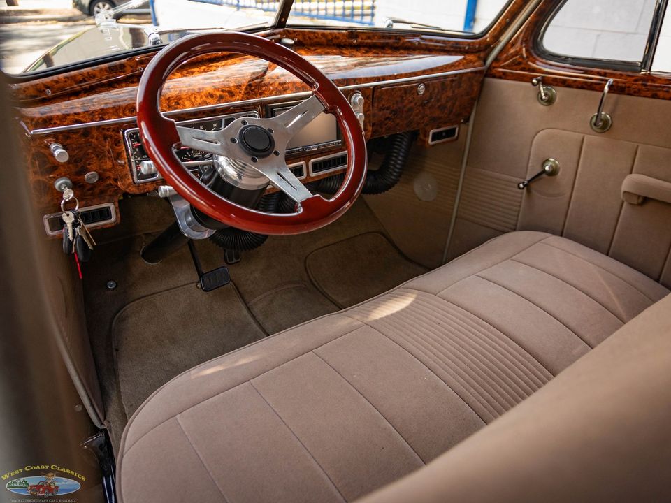 1938 Oldsmobile Custom LS3 V8 Model F38 Touring