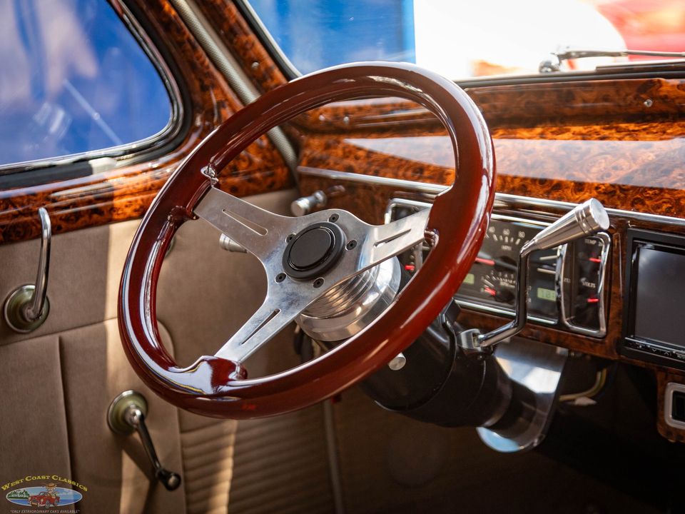1938 Oldsmobile Custom LS3 V8 Model F38 Touring