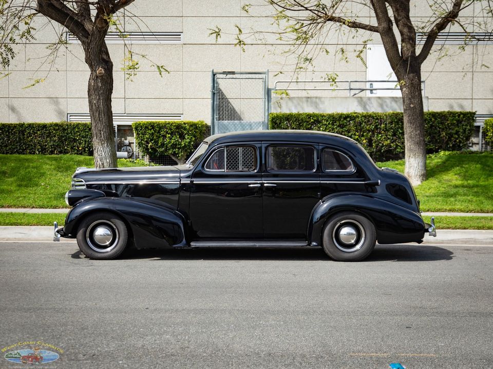 1938 Oldsmobile Custom LS3 V8 Model F38 Touring