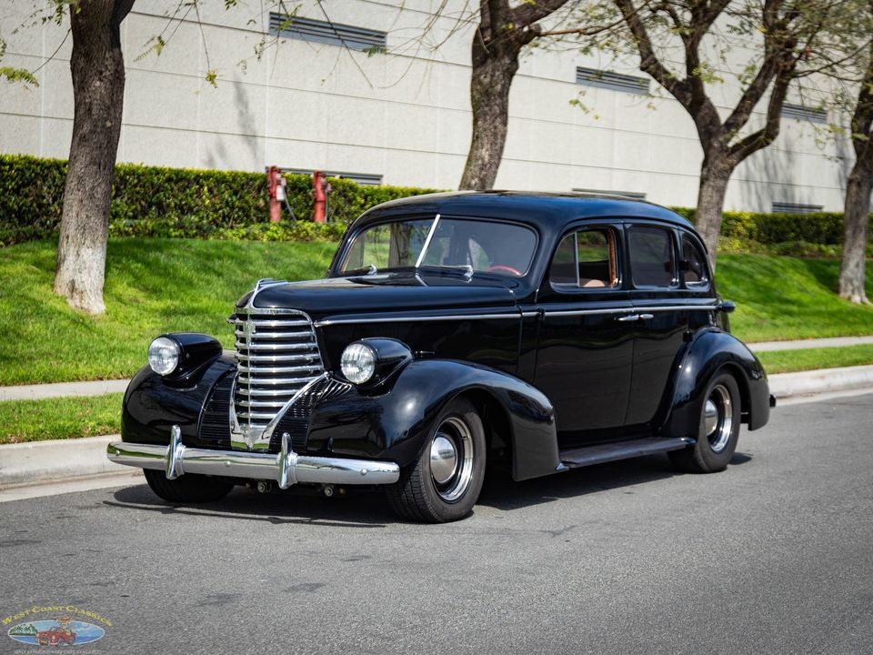 1938 Oldsmobile Custom LS3 V8 Model F38 Touring