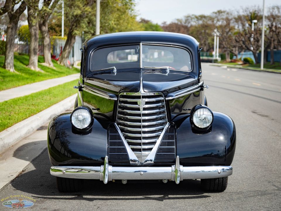 1938 Oldsmobile Custom LS3 V8 Model F38 Touring