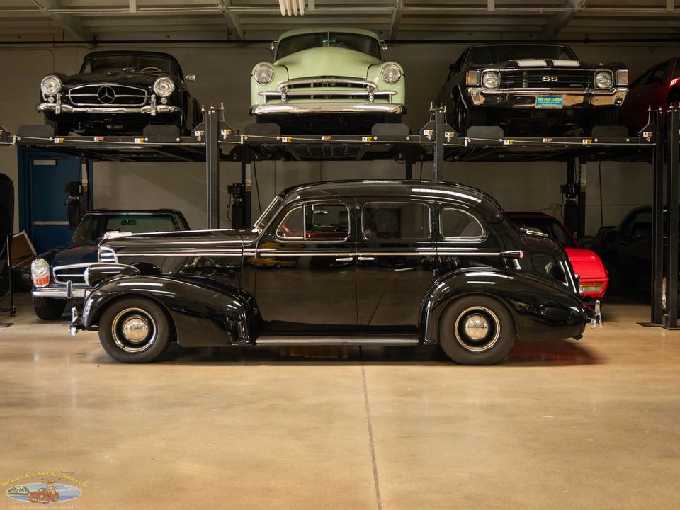 1938 Oldsmobile Custom LS3 V8 Model F38 Touring