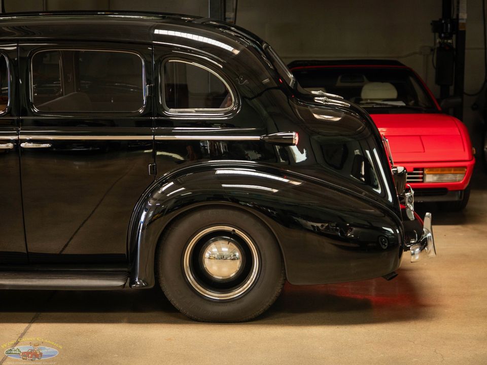 1938 Oldsmobile Custom LS3 V8 Model F38 Touring