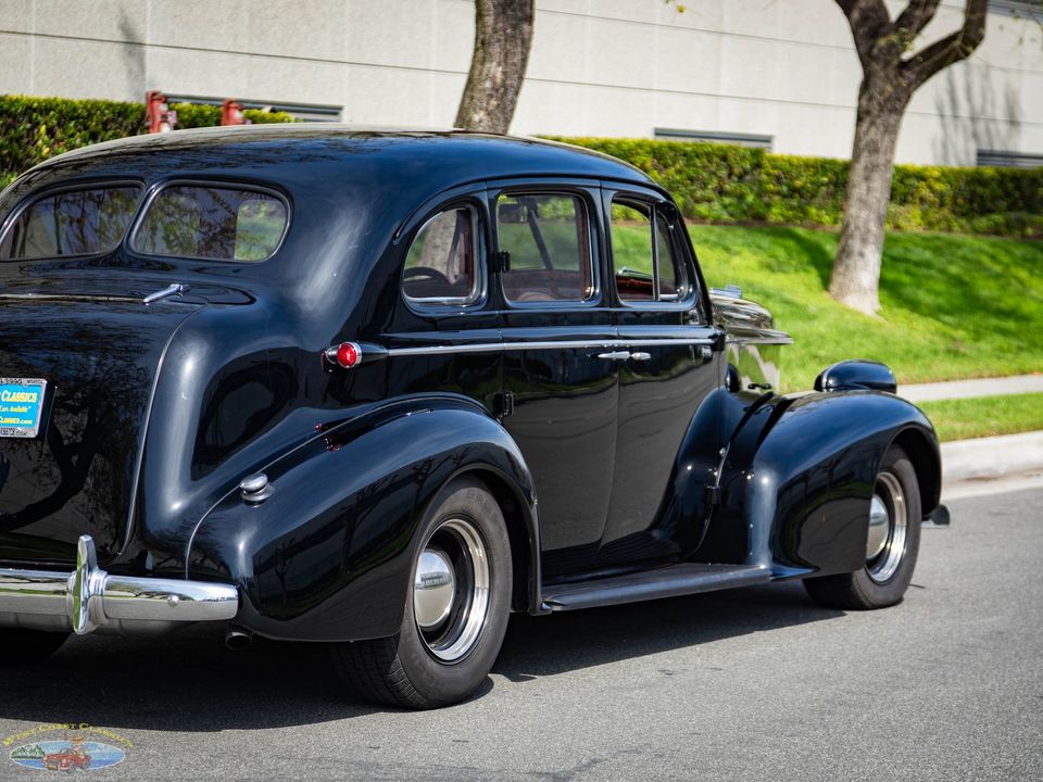 1938 Oldsmobile Custom LS3 V8 Model F38 Touring