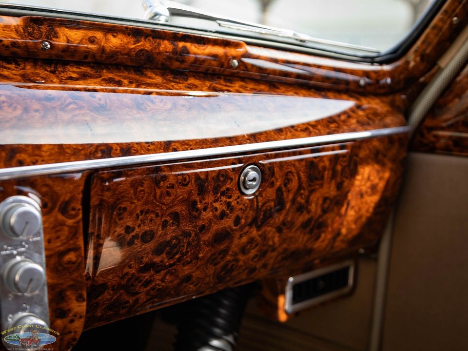 1938 Oldsmobile Custom LS3 V8 Model F38 Touring