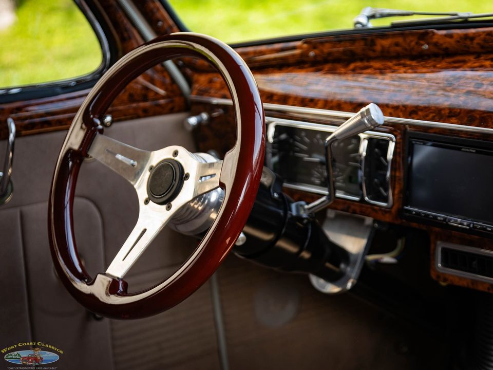 1938 Oldsmobile Custom LS3 V8 Model F38 Touring