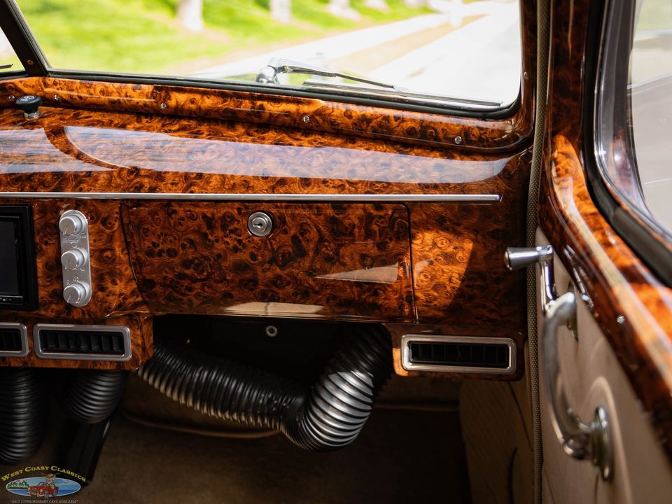 1938 Oldsmobile Custom LS3 V8 Model F38 Touring