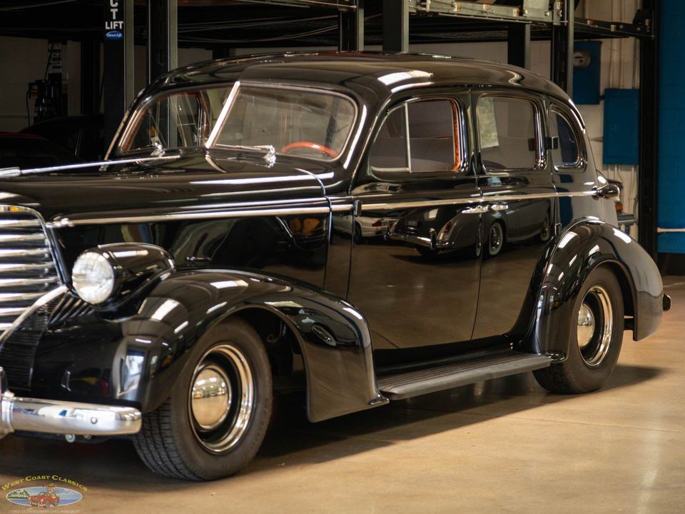 1938 Oldsmobile Custom LS3 V8 Model F38 Touring