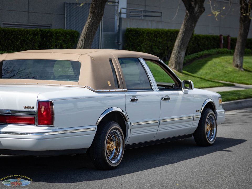 1997 Lincoln Town Car