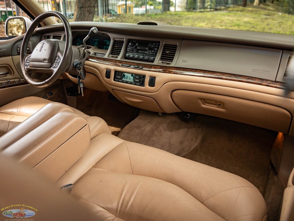 1997 Lincoln Town Car