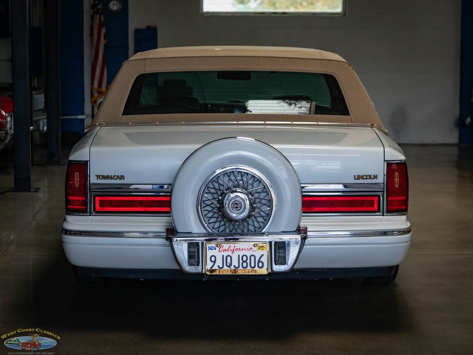 1997 Lincoln Town Car