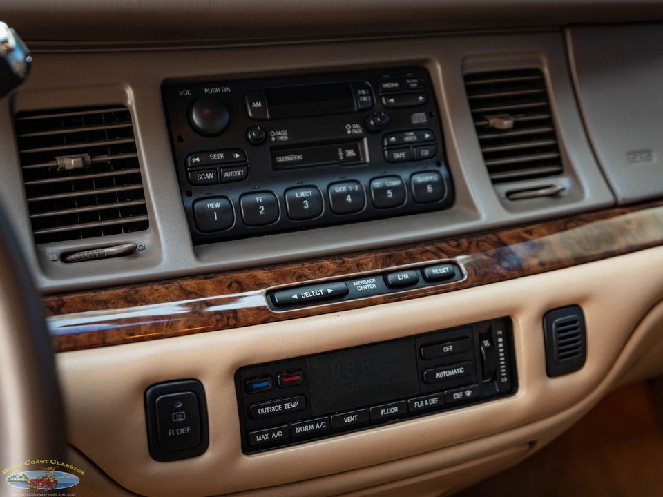 1997 Lincoln Town Car