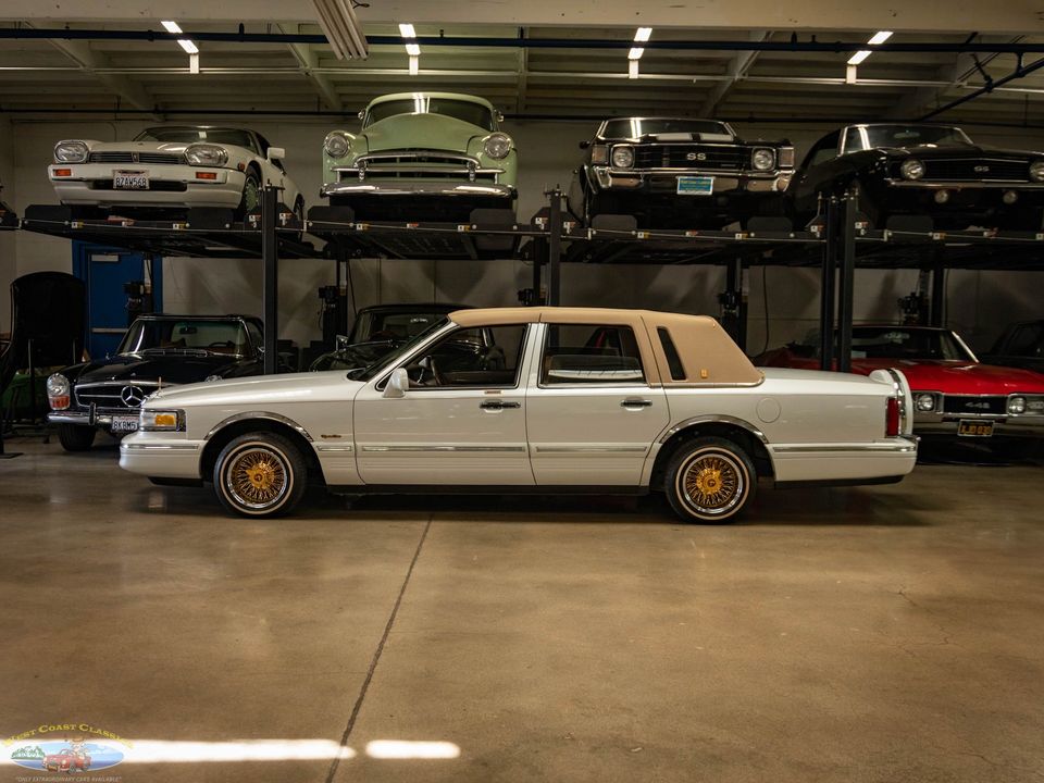 1997 Lincoln Town Car
