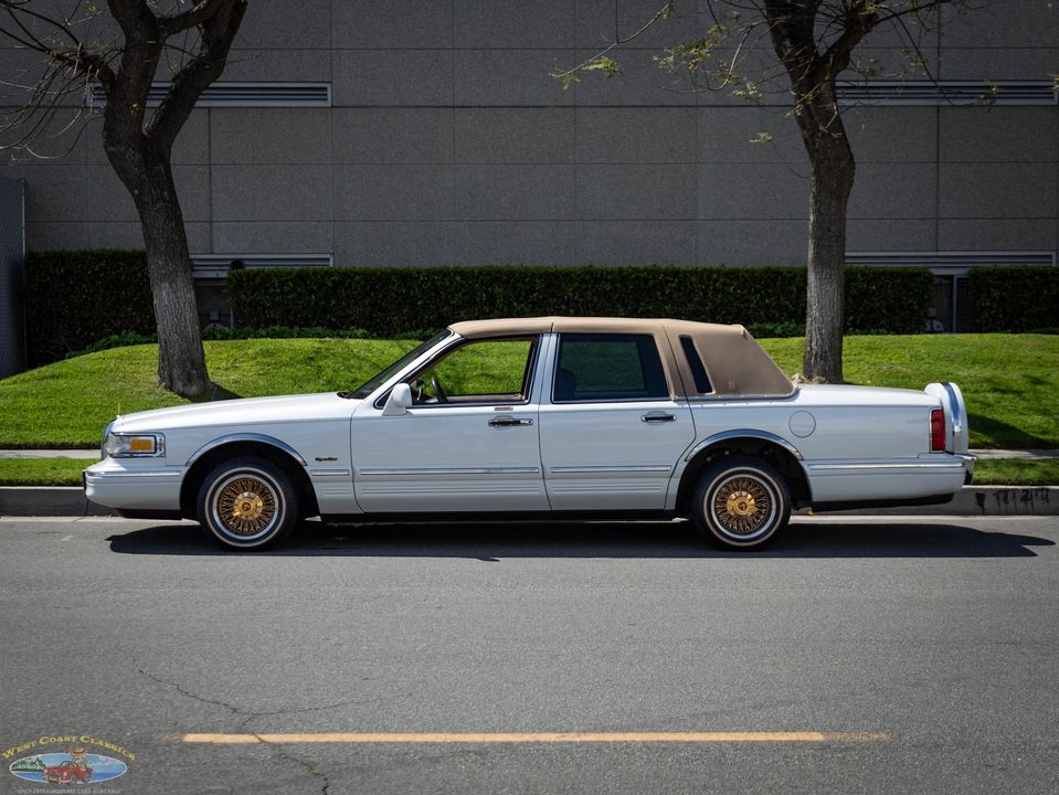 1997 Lincoln Town Car