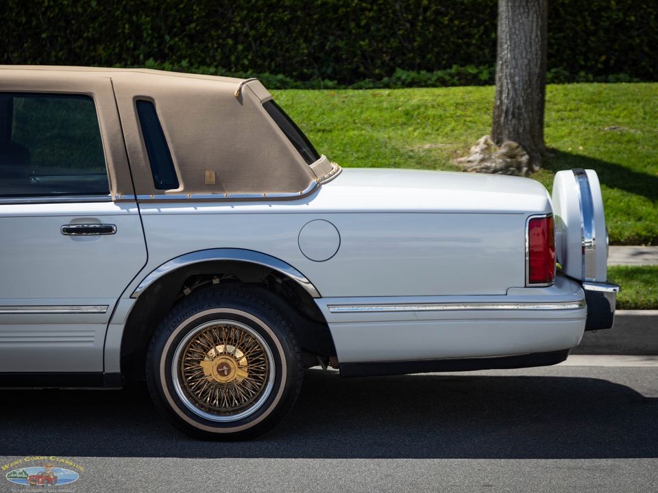 1997 Lincoln Town Car
