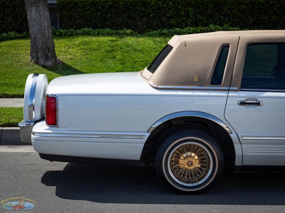 1997 Lincoln Town Car