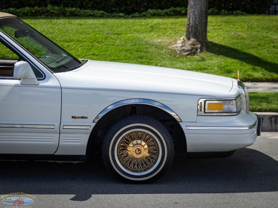 1997 Lincoln Town Car